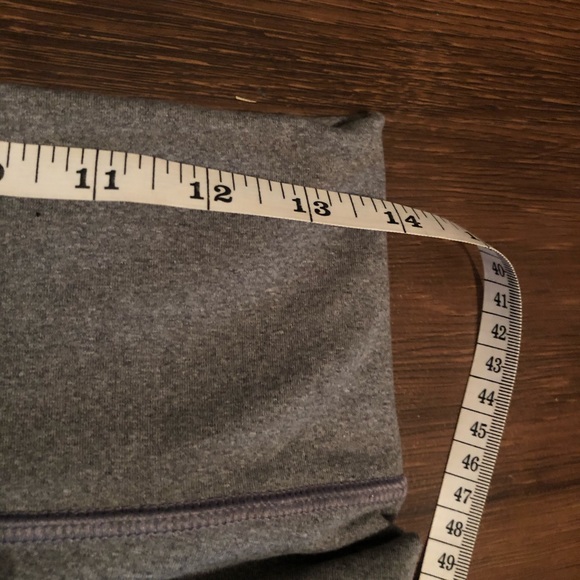 High waisted grey fabletics leggings - Picture 6 of 8